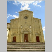 Duomo di Arezzo, photo Etienne (Li), Wikipedia.jpg